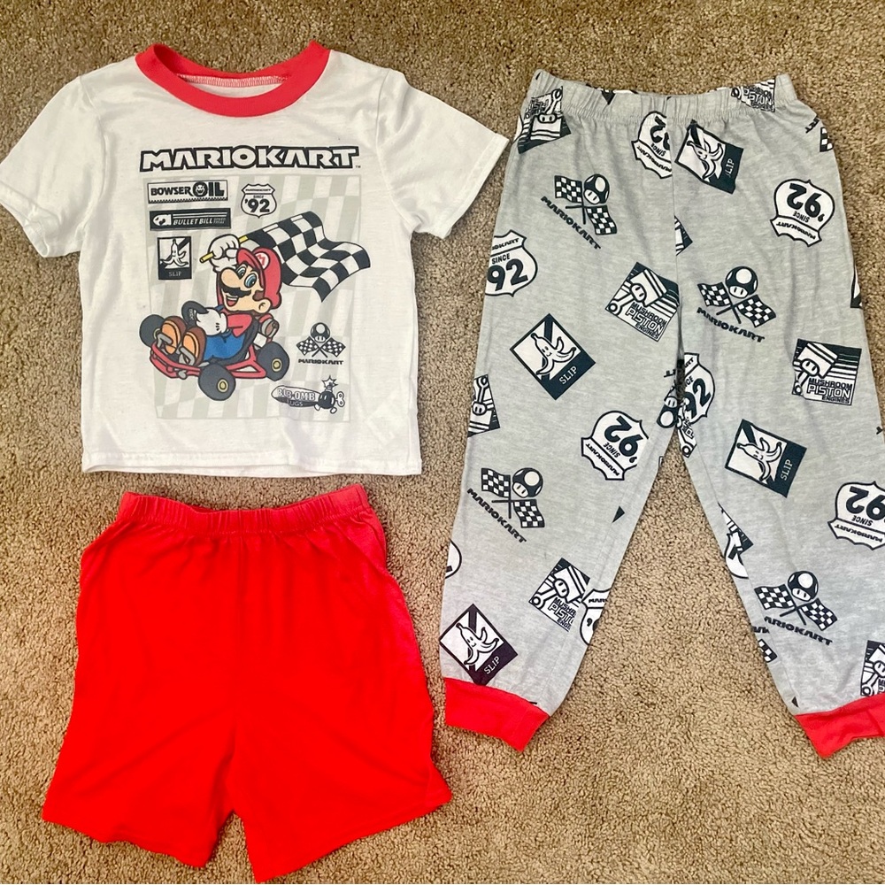 Mario Kart Kids Pajamas Set - Red and Gray